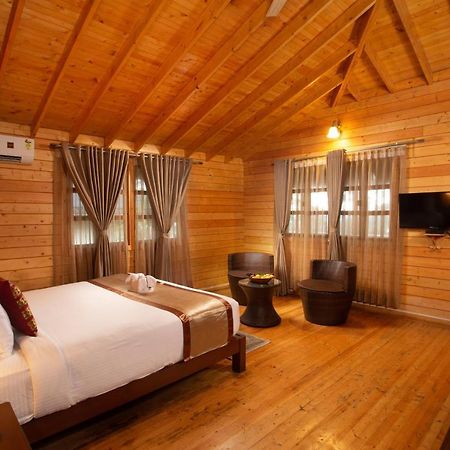 The Porcupine Castle Resort Madikeri Exterior photo