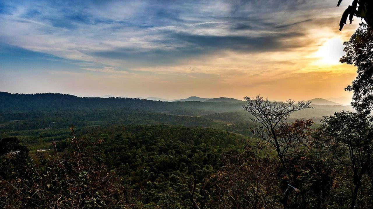 The Porcupine Castle Resort Madikeri Exterior photo