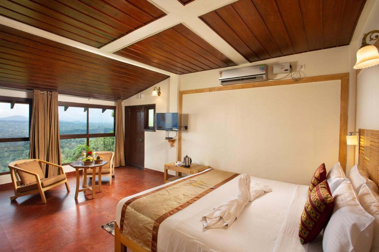 The Porcupine Castle Resort Madikeri Exterior photo